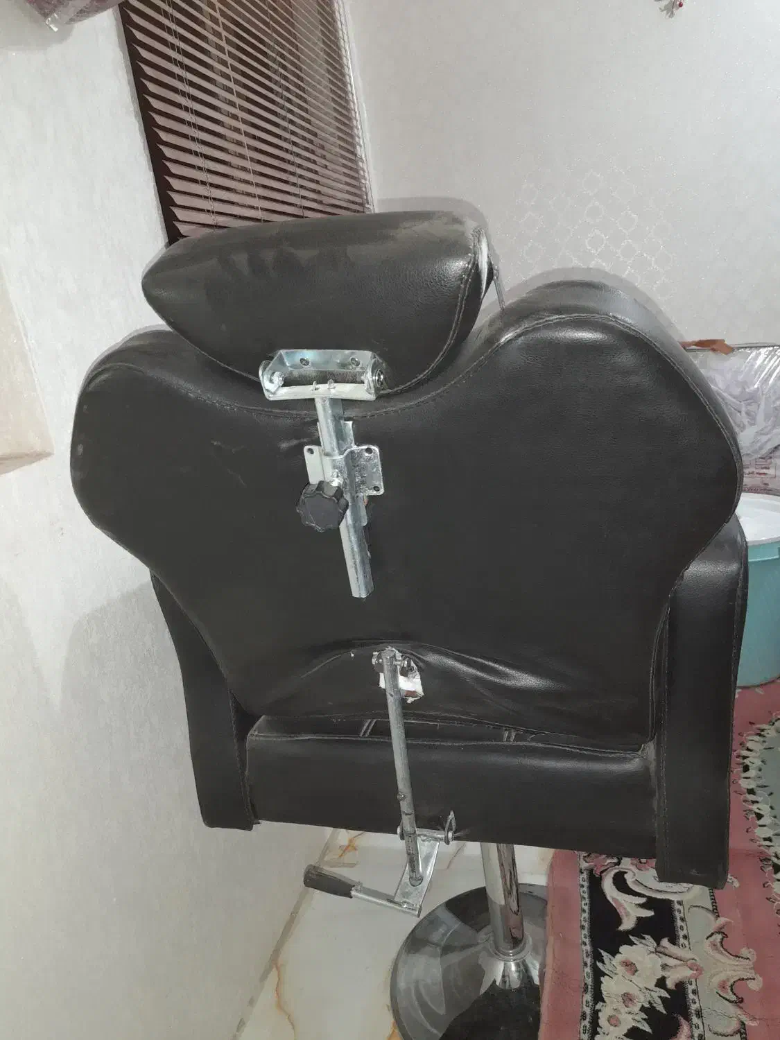 صندلی ارایشگاه|آرایشگاه و سالنهای زیبایی|دلیجان, |دیوار