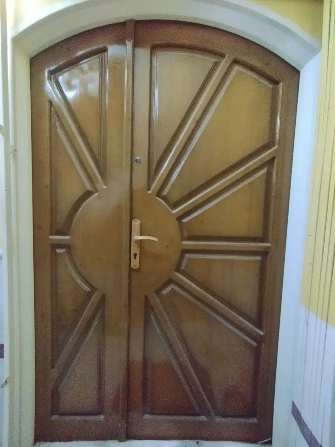 درب چوبی سالن|مصالح و تجهیزات ساختمان|بوشهر, |دیوار