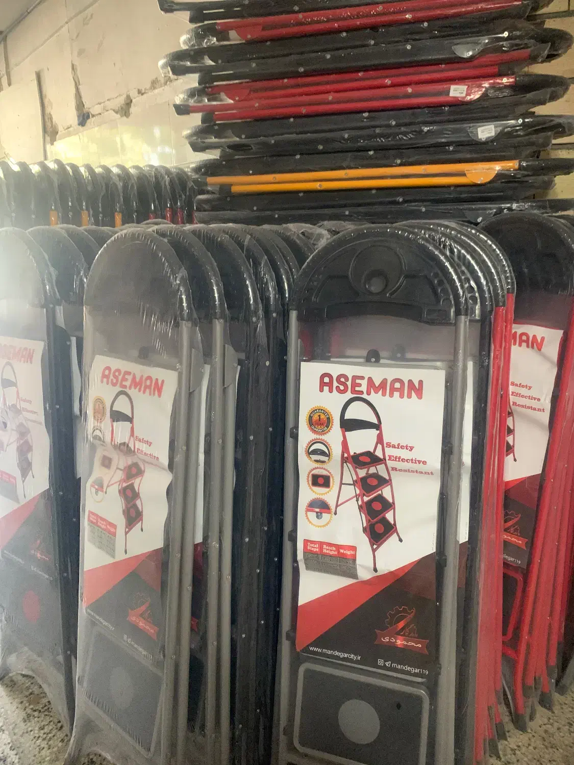 نردبان آسمان و سما ماندگار زیر قیمت کل بازار مشهد|ابزارآلات|مشهد, جاهد شهر|دیوار