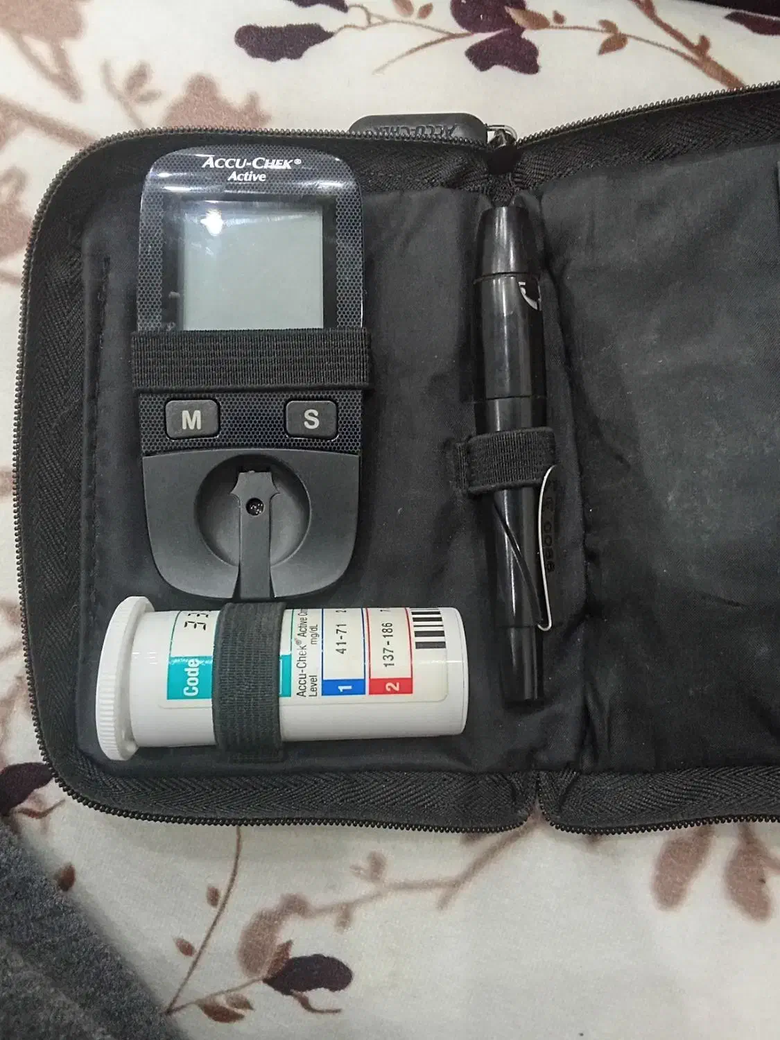 دستگاه تست قندخون accu.chek|آرایشی، بهداشتی، درمانی|قزوین, |دیوار