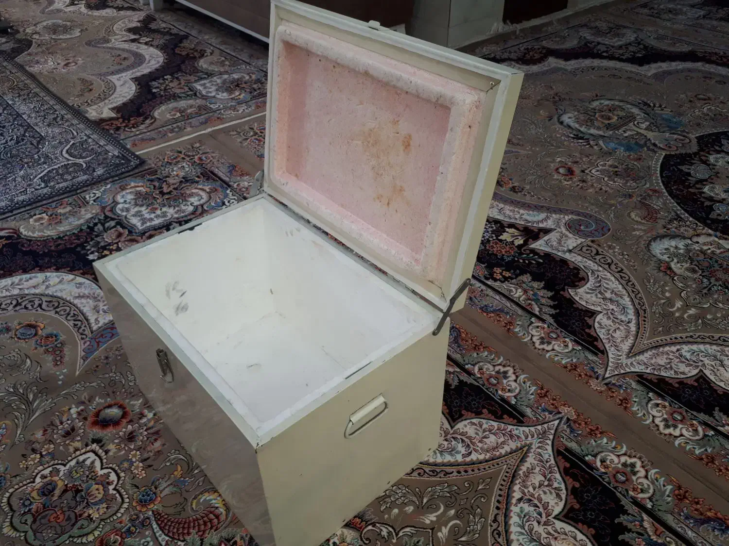 یخدان یونولیت (اردکان)|کوهنوردی و کمپینگ|میبد, |دیوار