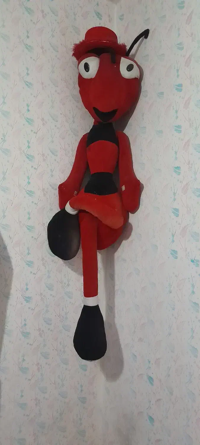 مورچه ۱ونیم متری|اسباب‌‌بازی|شیراز, کوشک میدان|دیوار