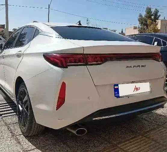 شرایطی*KMC*J7|خودرو سواری و وانت|شیراز, دباغ خانه|دیوار