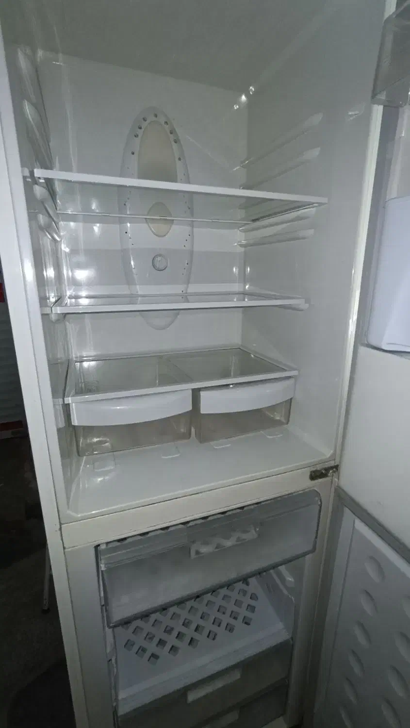 یخچال فریز ۲۷ فوت الکترو استیل کاملاً سالم|یخچال و فریزر|رباط‌کریم, رباط‌کریم|دیوار