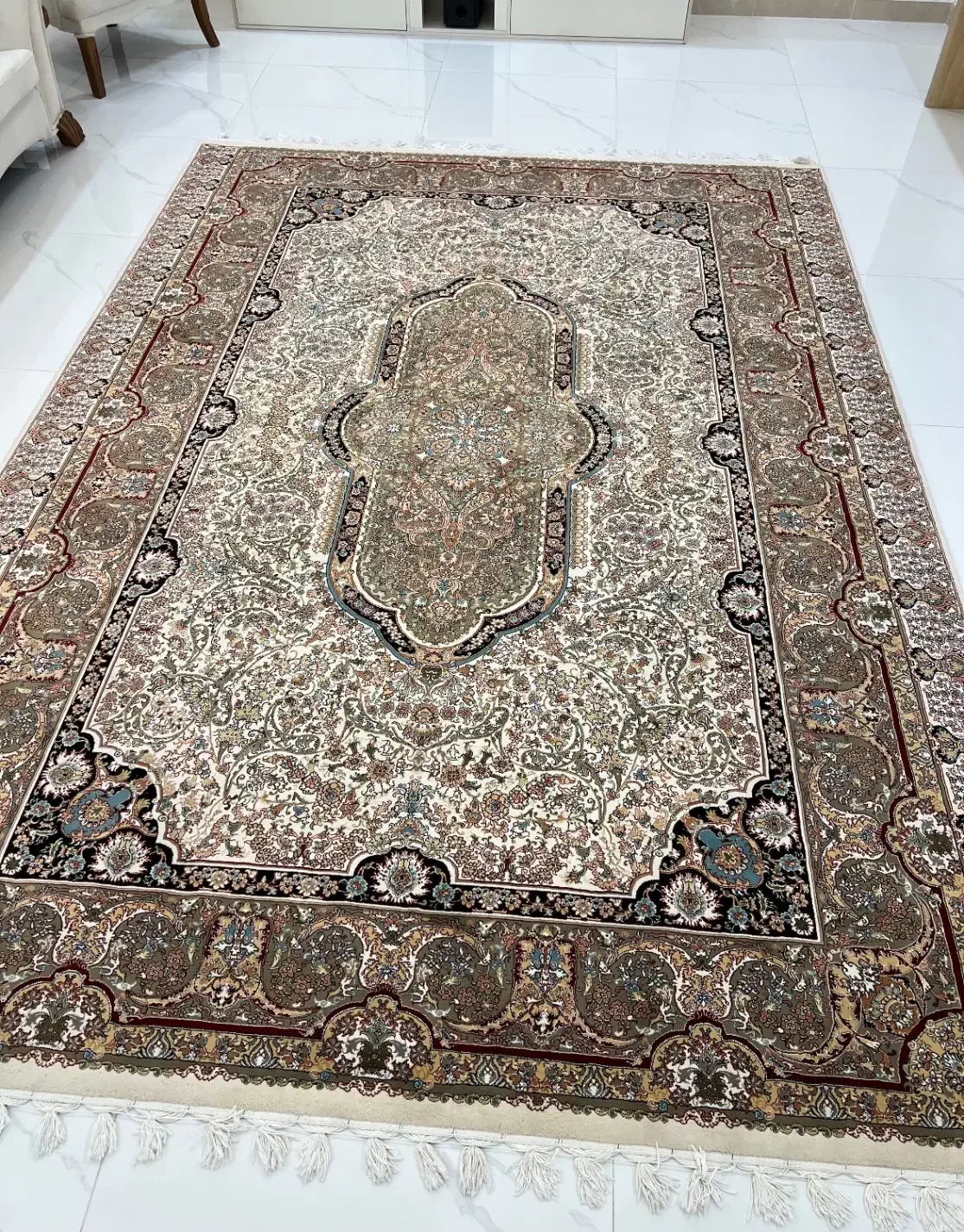 دو عدد فرش ۹ متری منزل عروس در حد نو|فرش|آمل, |دیوار