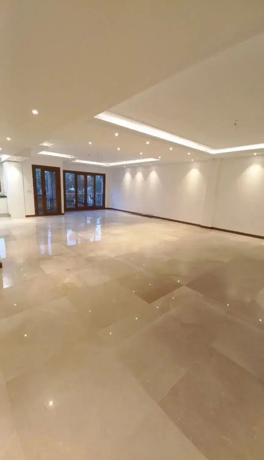 اجاره ۲۰۰ متر دروس تاپ لوکیشن