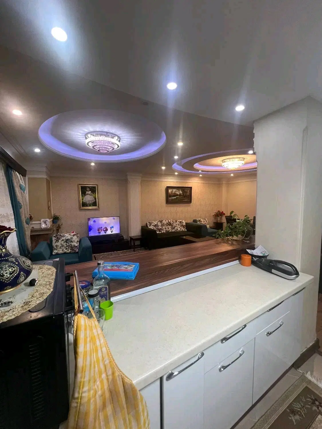 ۹۰متر بازساز شده/فول امکانات/پارکینگ اختصاصی/گلباغ|فروش آپارتمان|رشت, گلباغ نماز|دیوار