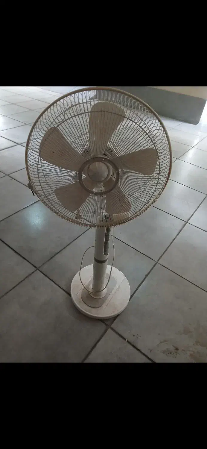 پنکه|پنکه و تصفیه‌کنندهٔ هوا|کاشان, ملک آباد|دیوار