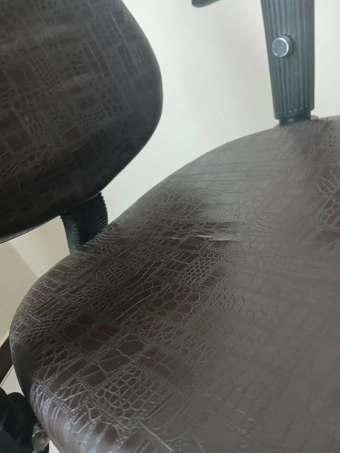 صندلی|صندلی و نیمکت|پاکدشت, پاکدشت (مامازند)|دیوار