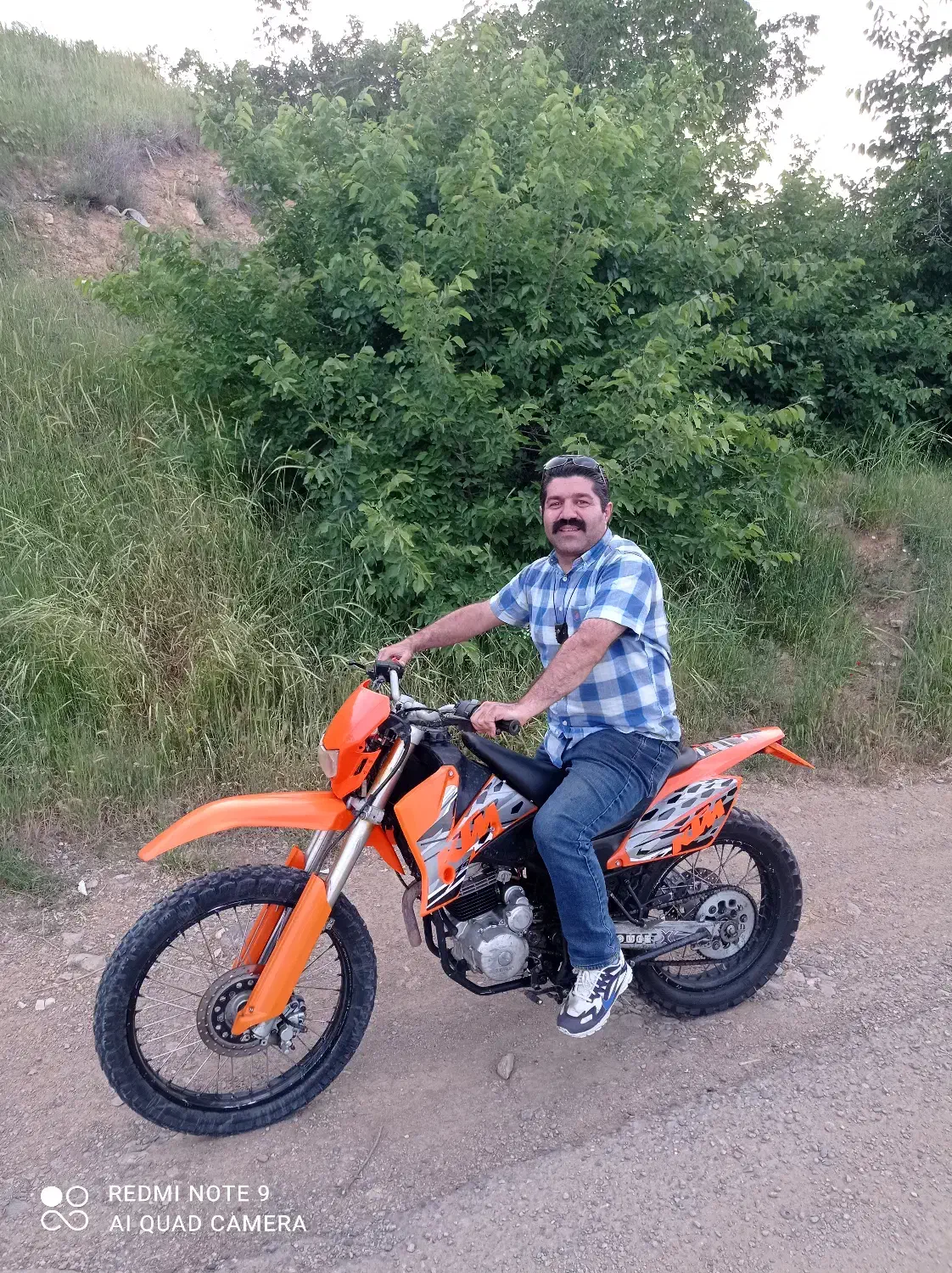 کی تی ام ۲۰۰|موتورسیکلت|سنندج, |دیوار