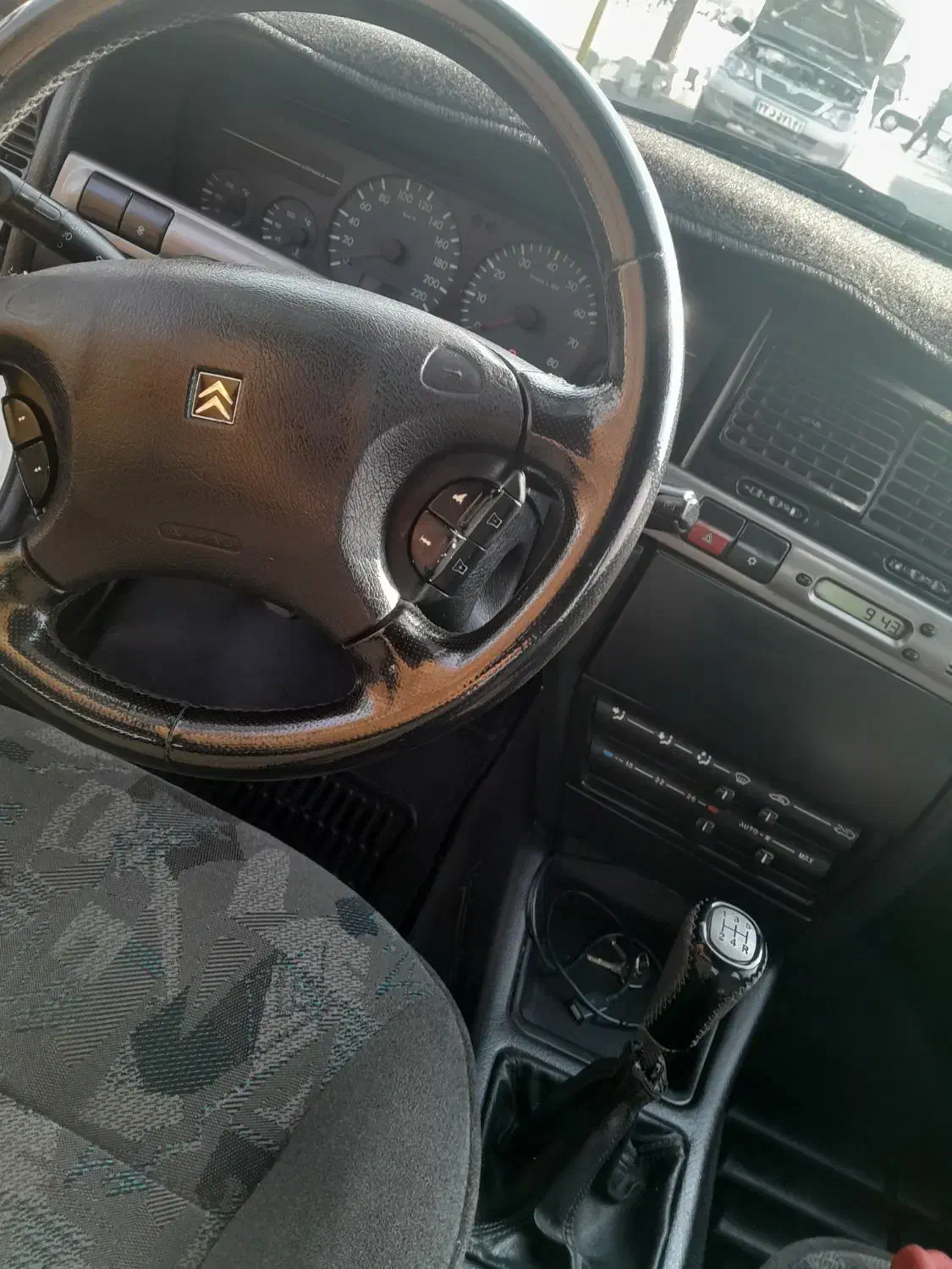 صندوق دار سفید مدل 95|خودرو سواری و وانت|نسیمشهر, |دیوار