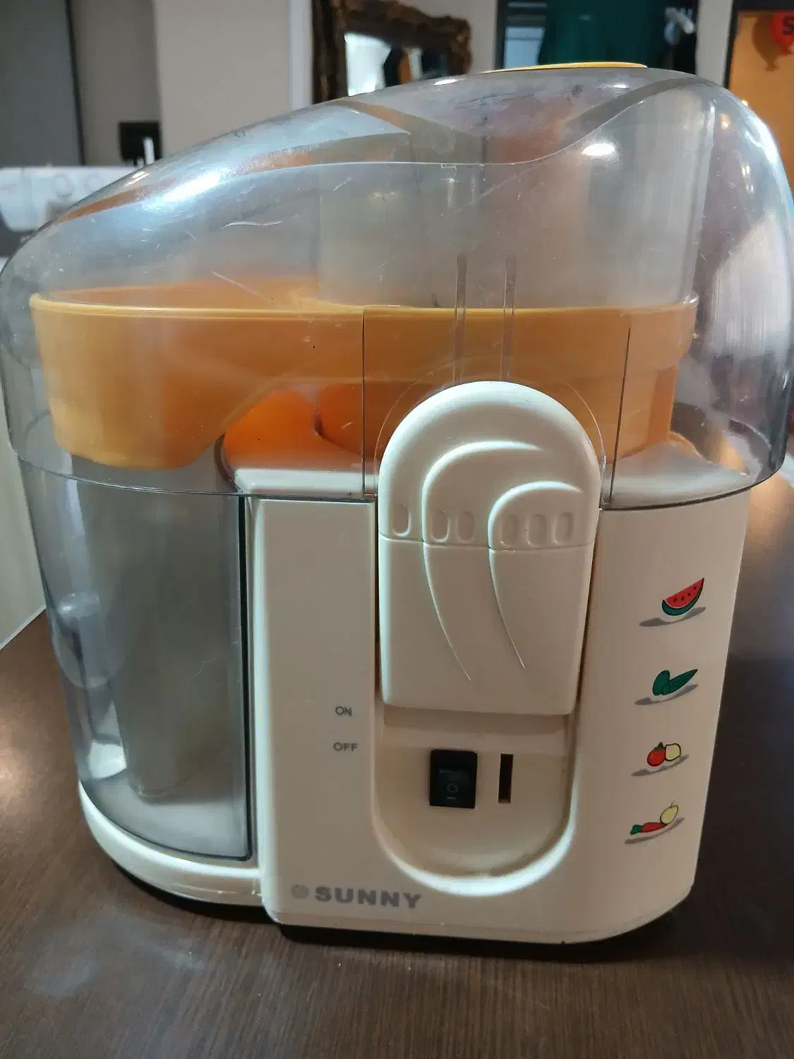 لوازم برقی|آبمیوه‌گیر و آب‌مرکبات‌گیر|کرج, المهدی|دیوار