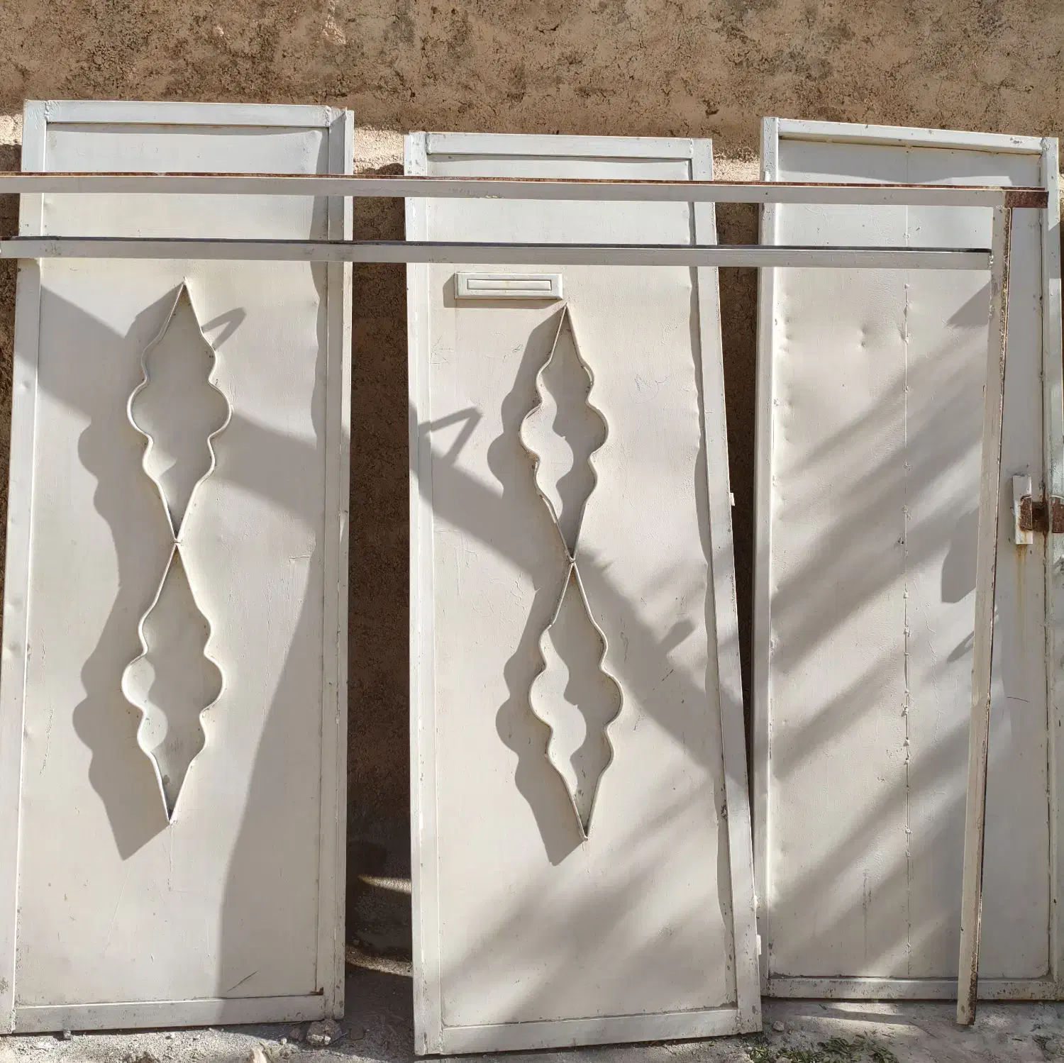 درب سه لنگه آهنی توپر با چارچوب|مصالح و تجهیزات ساختمان|شیراز, باجگاه|دیوار