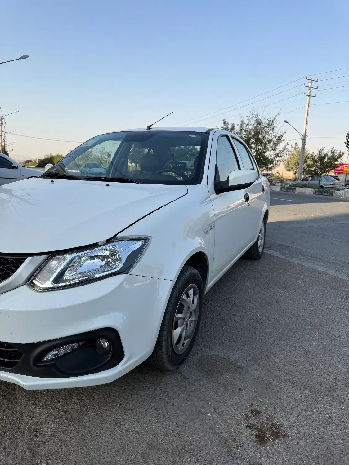 ساینا اس مدل ۴۰۳|خودرو سواری و وانت|شیراز, غدیر شمالی|دیوار