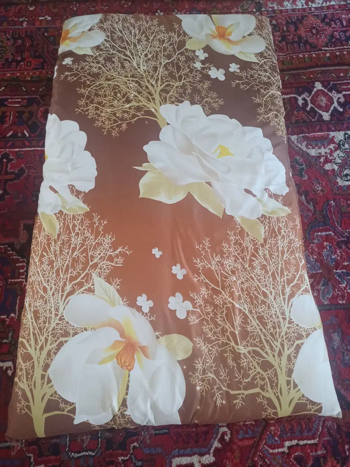 یک عدد تشک  پشم اعلای|رختخواب، بالش، پتو|تبریز, |دیوار