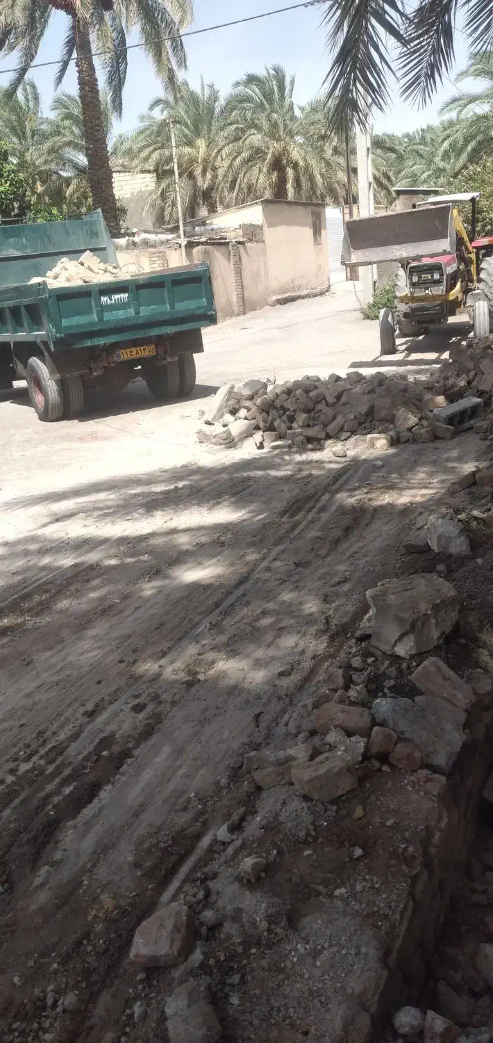 تراکتور بیلی وخاورکمپرسی|خدمات حمل و نقل|بم, |دیوار