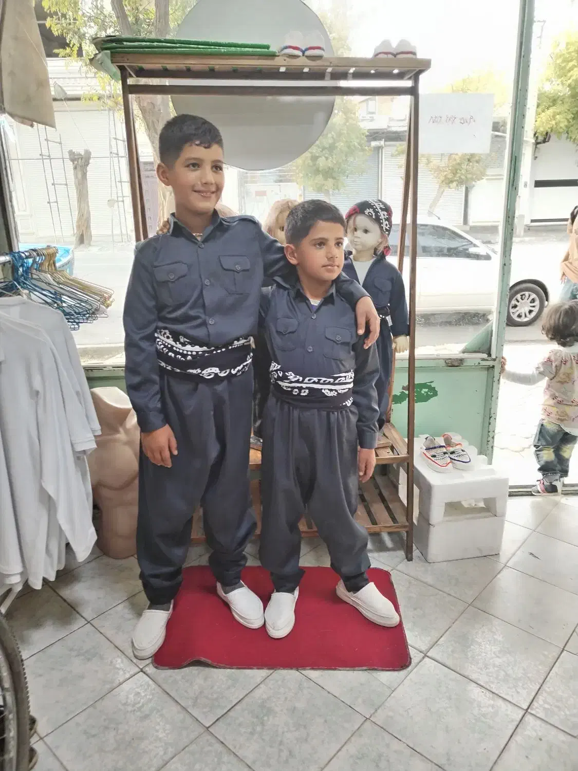 خیاطی کیان نیا ( کردی پوش )|خدمات پیشه و مهارت|نقده, |دیوار