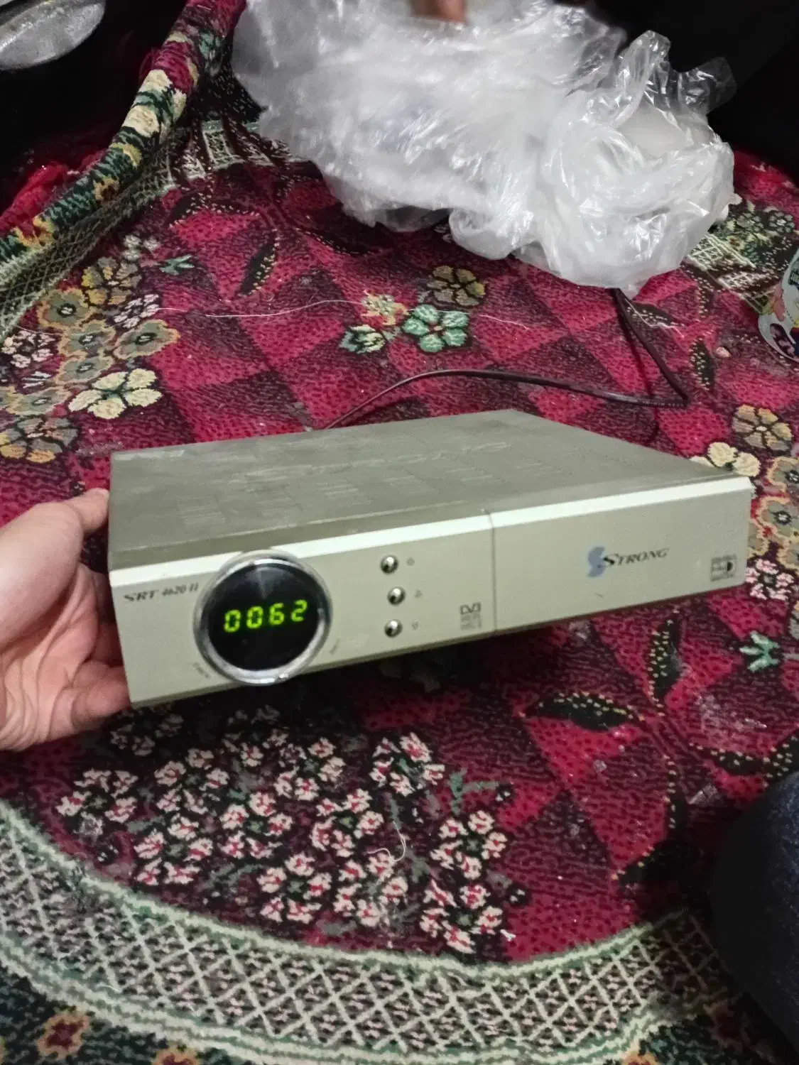 دستگاه گیرنده(STRONG)|صوتی و تصویری|رشت, نظری|دیوار