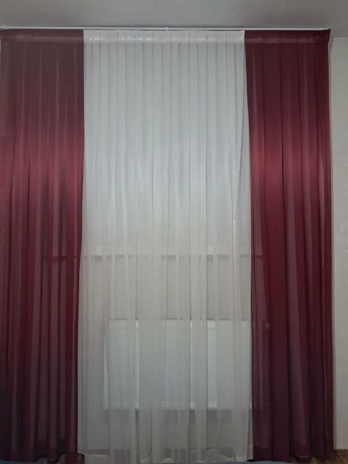 پرده اتاق خواب حریر|پرده، رانر، رومیزی|اردبیل, |دیوار