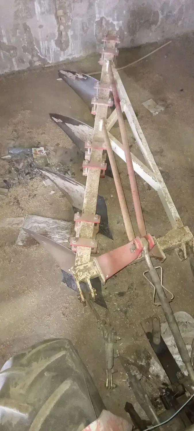 گاوآهن|ماشینآلات صنعتی|پیشخور, |دیوار