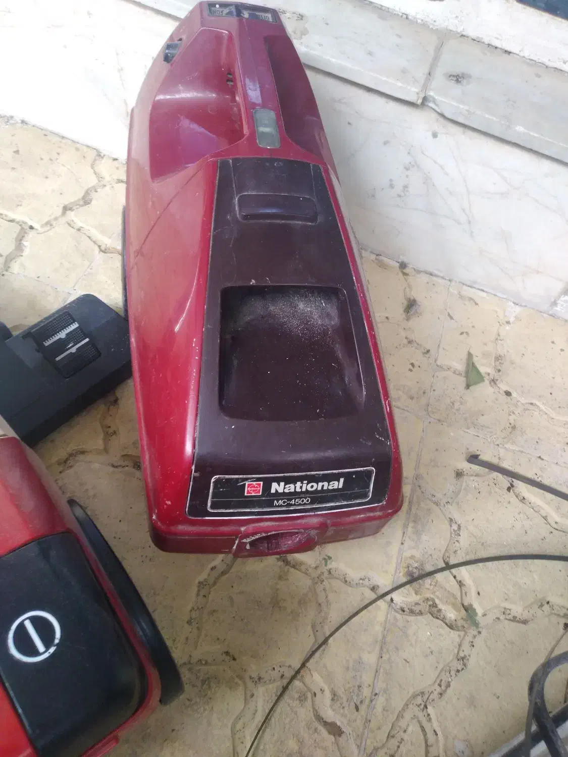 جاروبرقی سالم و سلامت با مکش بسیار زیاد|جاروبرقی، جارو شارژی، بخارشو|بومهن, |دیوار