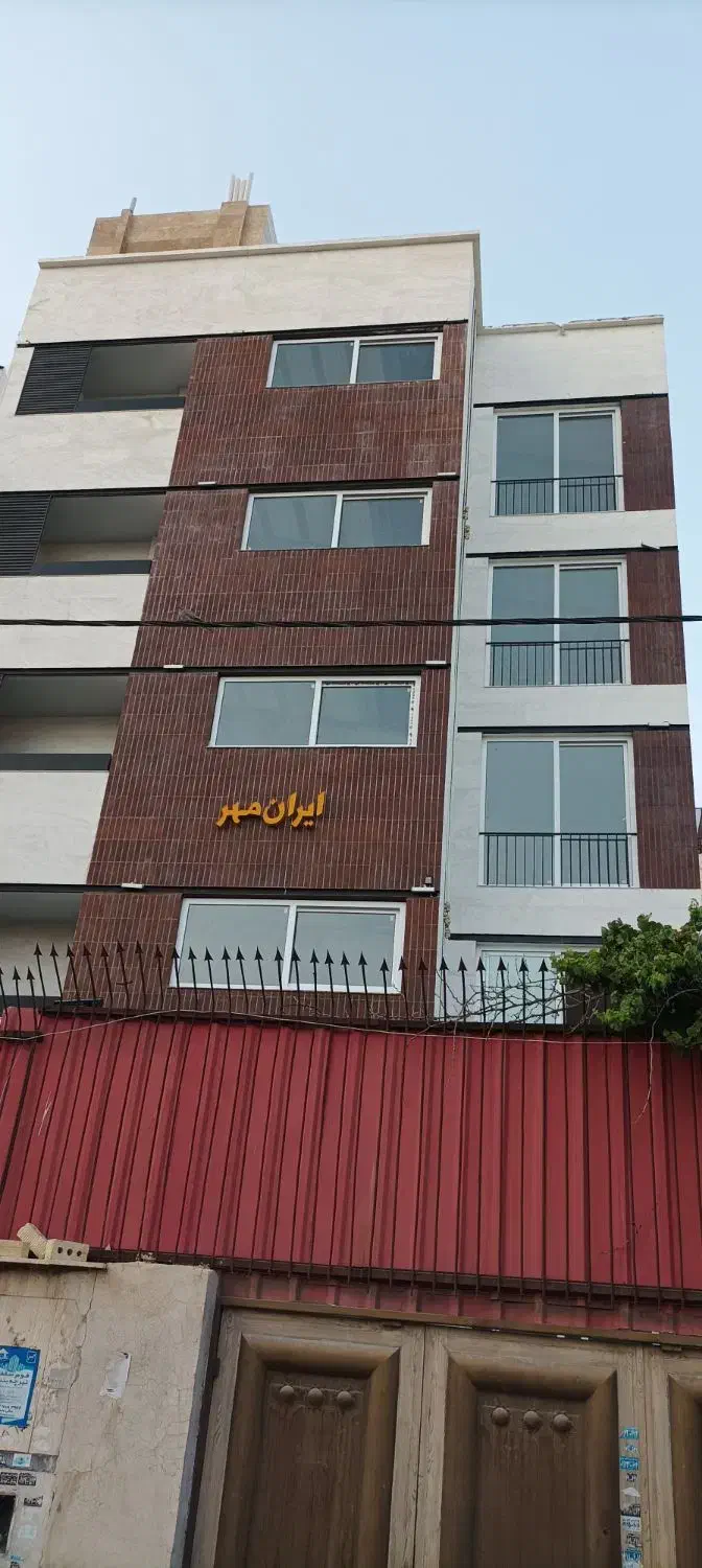 فروش فوری  اپارتمان خیابان لاله|فروش آپارتمان|شیراز, لاله|دیوار