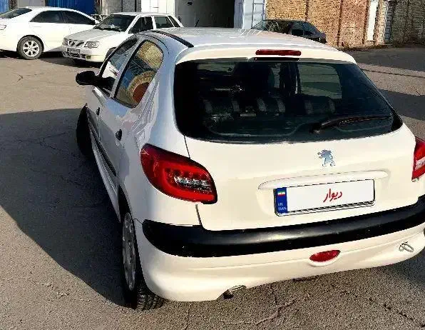 206تیپ2|خودرو سواری و وانت|یزد, |دیوار