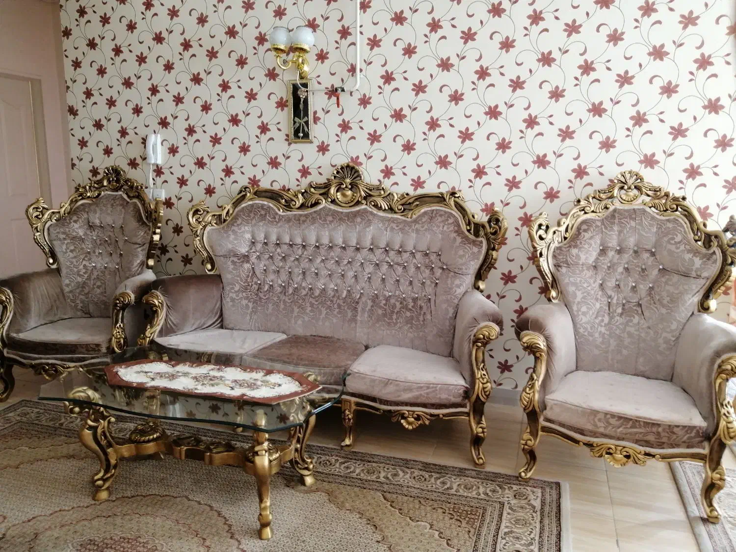 مبل سلطنتی ۹ نفری درحد نو|مبلمان خانگی و میز عسلی|سهند, |دیوار