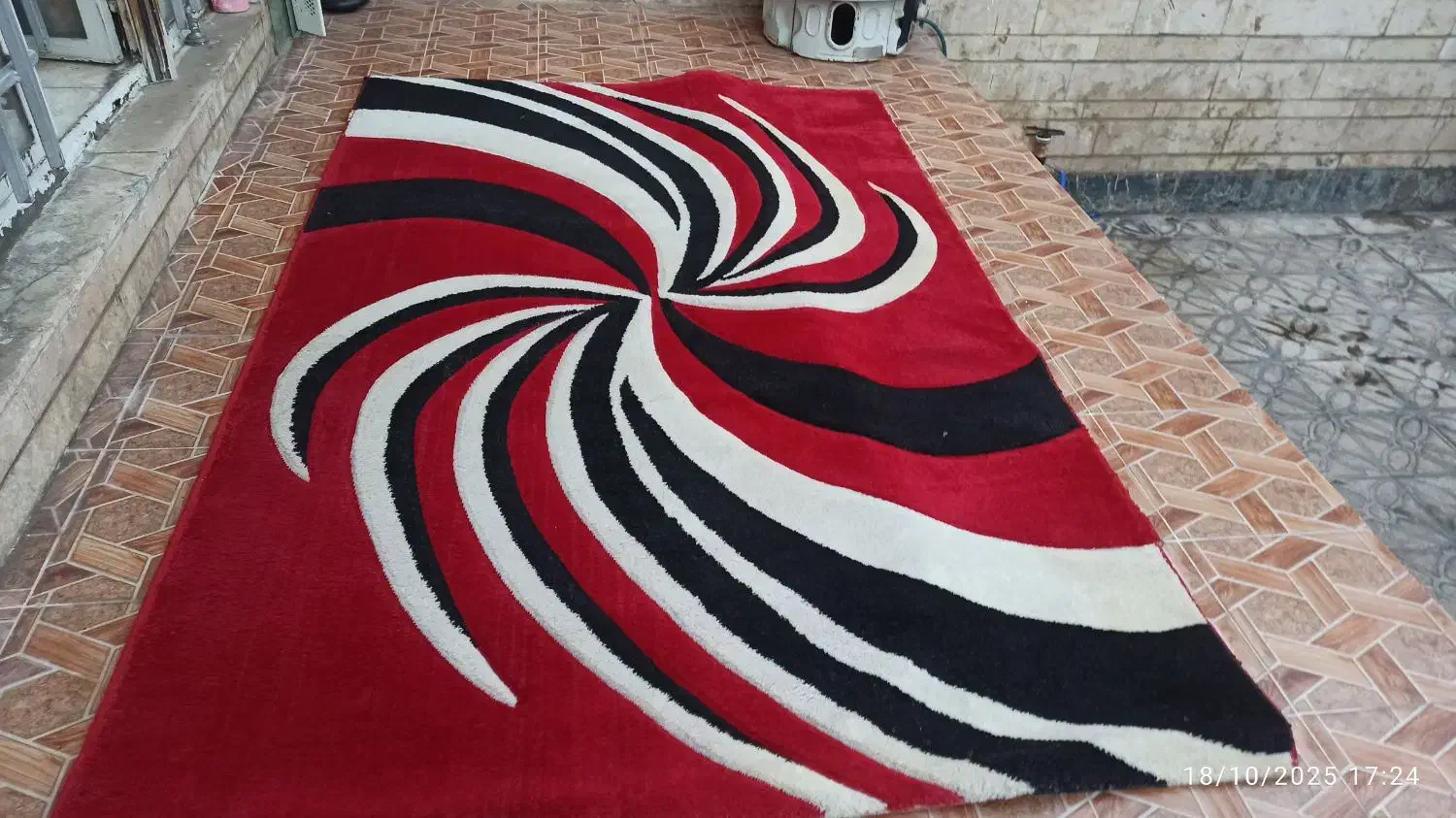 فرش ماشینی در حد نو|فرش|شیراز, ریاستی|دیوار