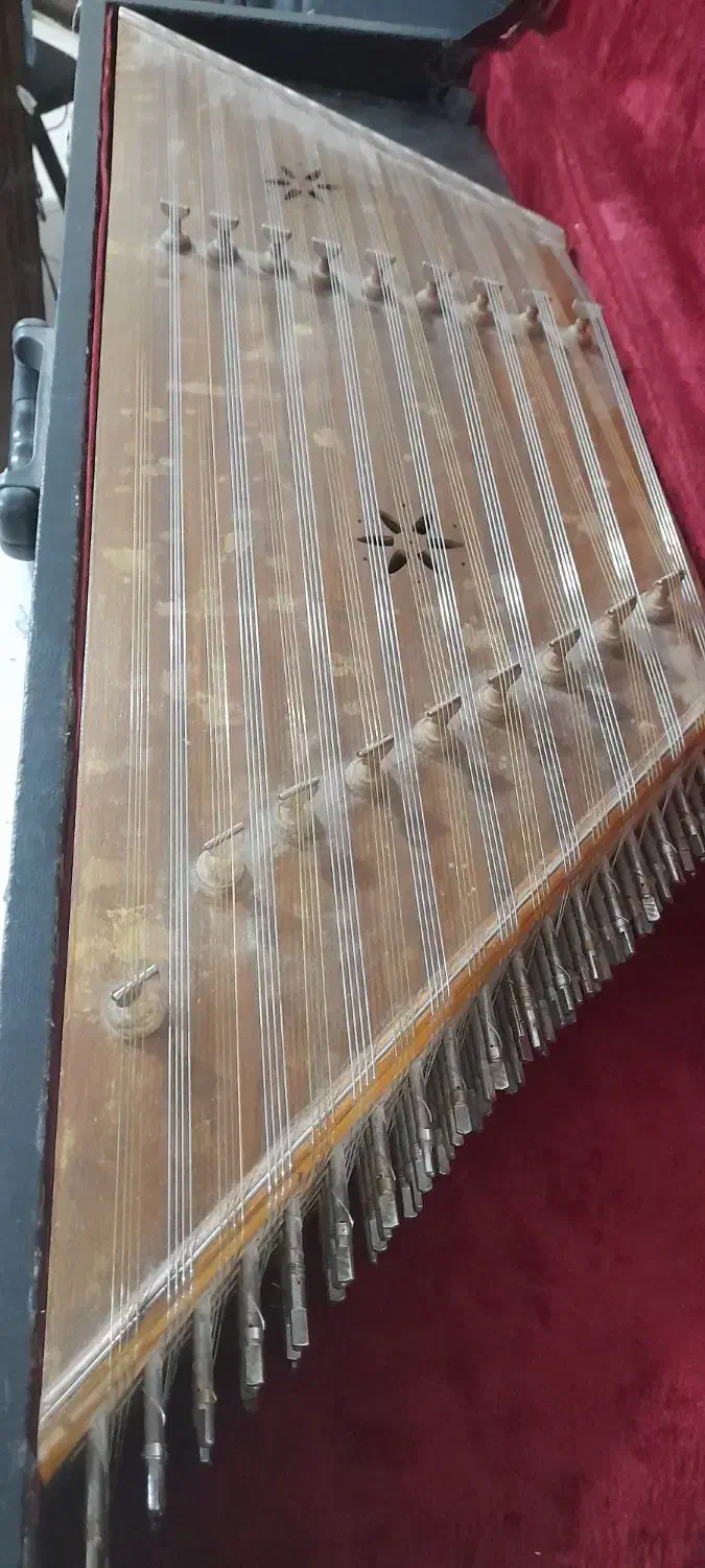 سنتور|سازهای سنتی|فولادشهر, B4|دیوار