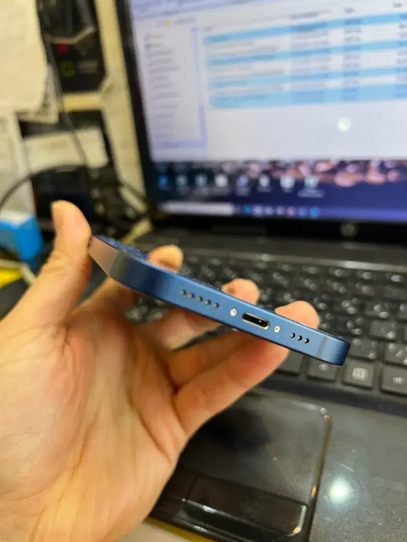 iphone 12 normal|موبایل|رشت, معلم|دیوار