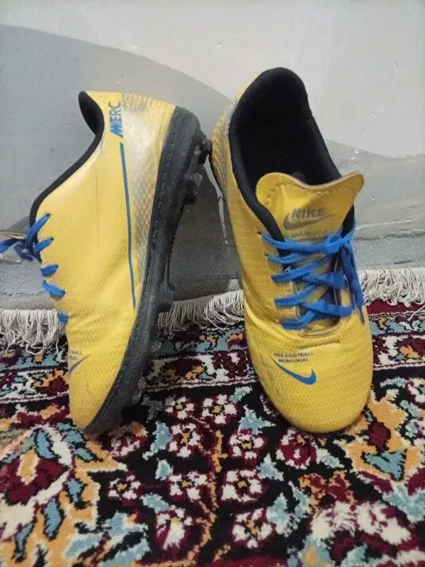 کفش استوک در حد نو|ورزش‌های توپی|رامهرمز, |دیوار