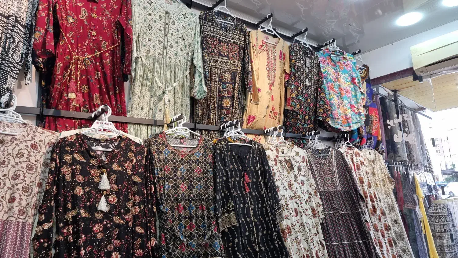 انواع پوشاک هندی پیراهن. بلوز. دامن|لباس|درگهان, |دیوار