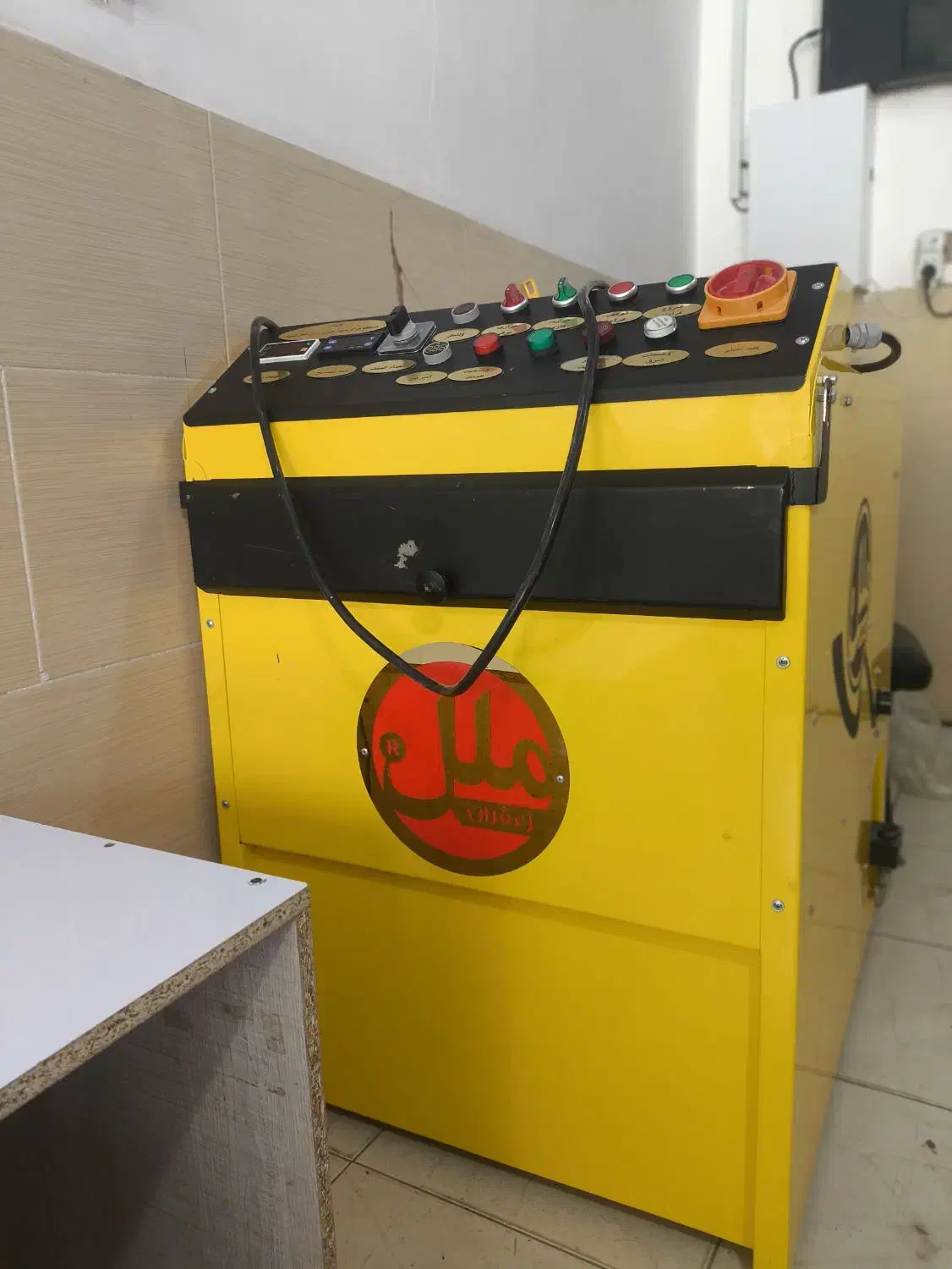 دستگاه زعفران خشک کنی|ماشین‌آلات صنعتی|باخزر, |دیوار