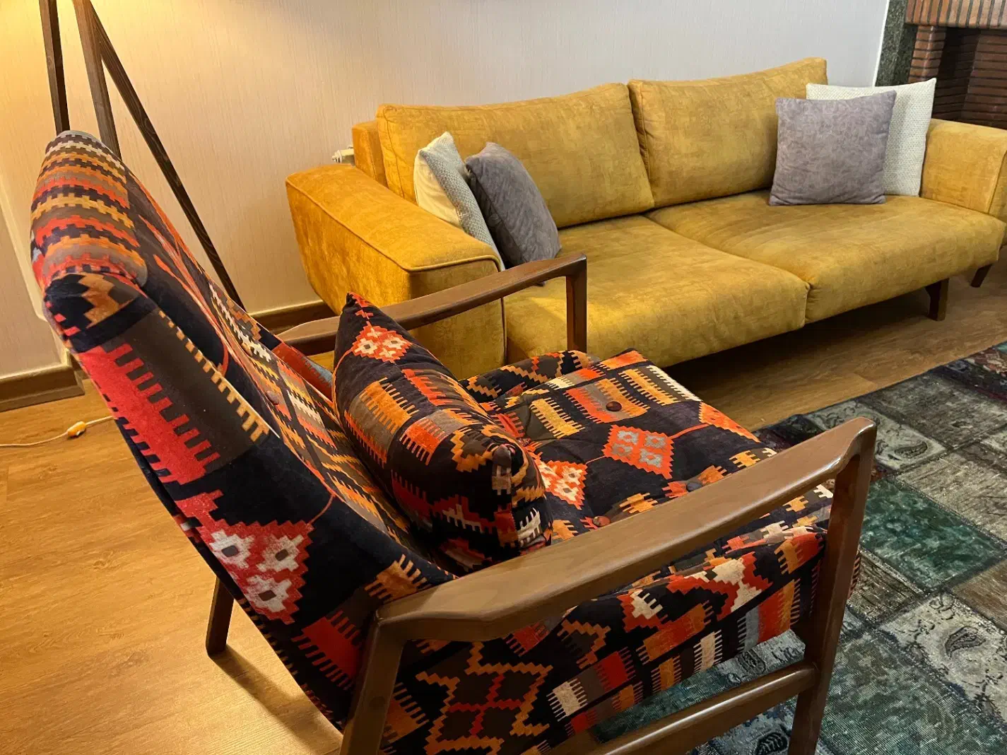 مبل راحتی نیم ست|مبلمان خانگی و میز عسلی|کرج, شیخ آباد|دیوار