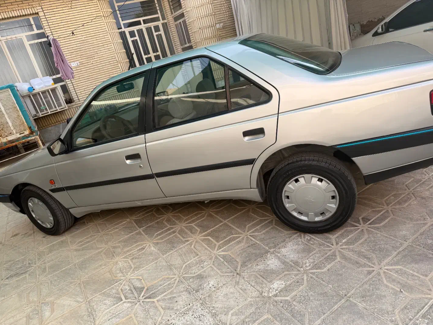 پژو ۴۰۵|خودرو سواری و وانت|لار, |دیوار