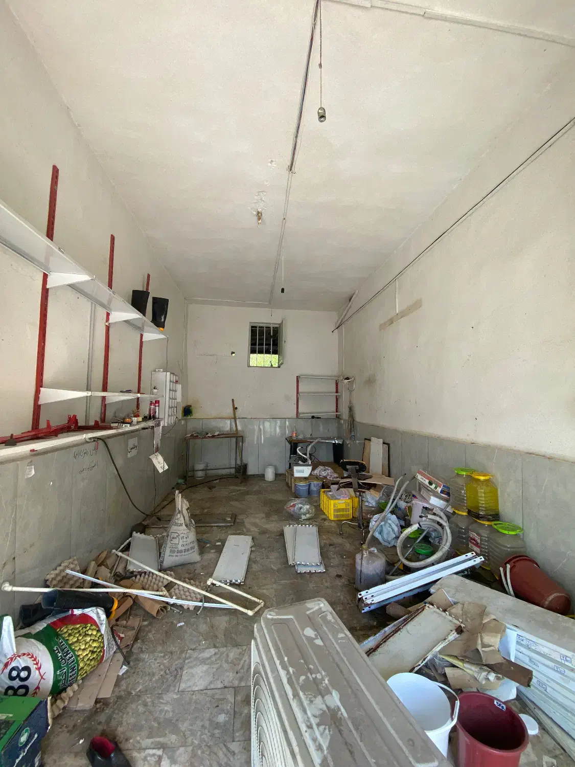 اجاره تجاری، جاده قلعه گردن سمت راست|اجارهٔ مغازه و غرفه|خرمآباد (تنکابن), |دیوار