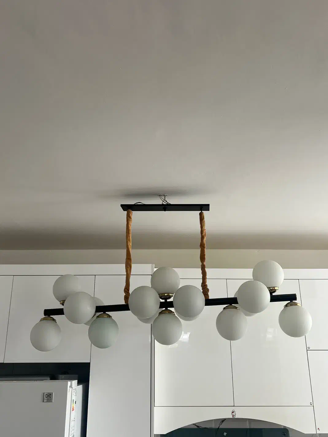 لوستر|لوستر و چراغ آویز|اندیشه, اندیشه فاز ۴|دیوار