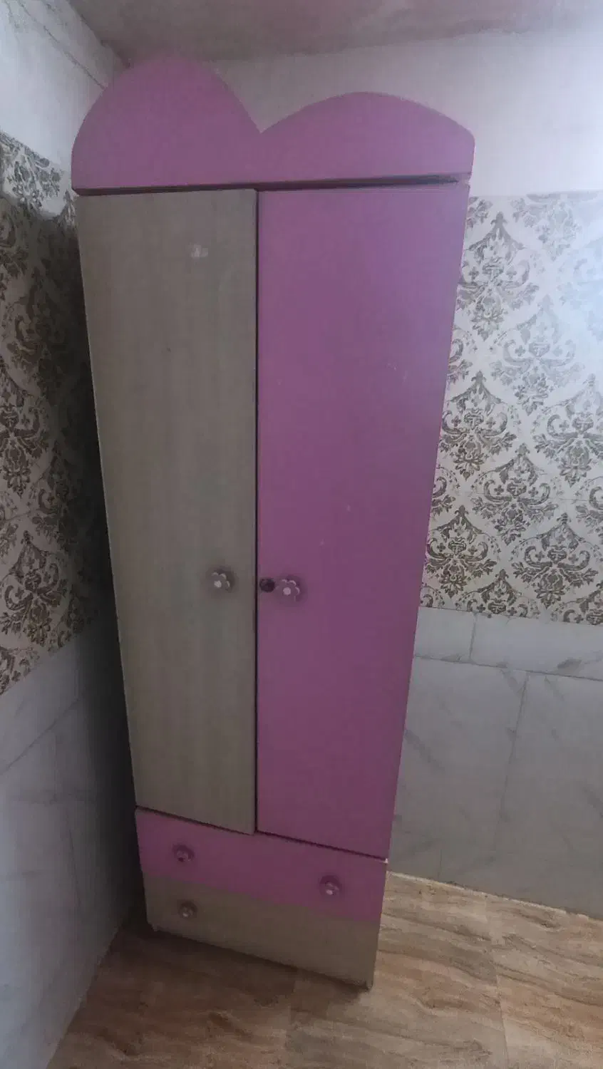 کمد کودک و نوجوان|اسباب و اثاث بچه|کاشان, آیت الله سعیدی|دیوار