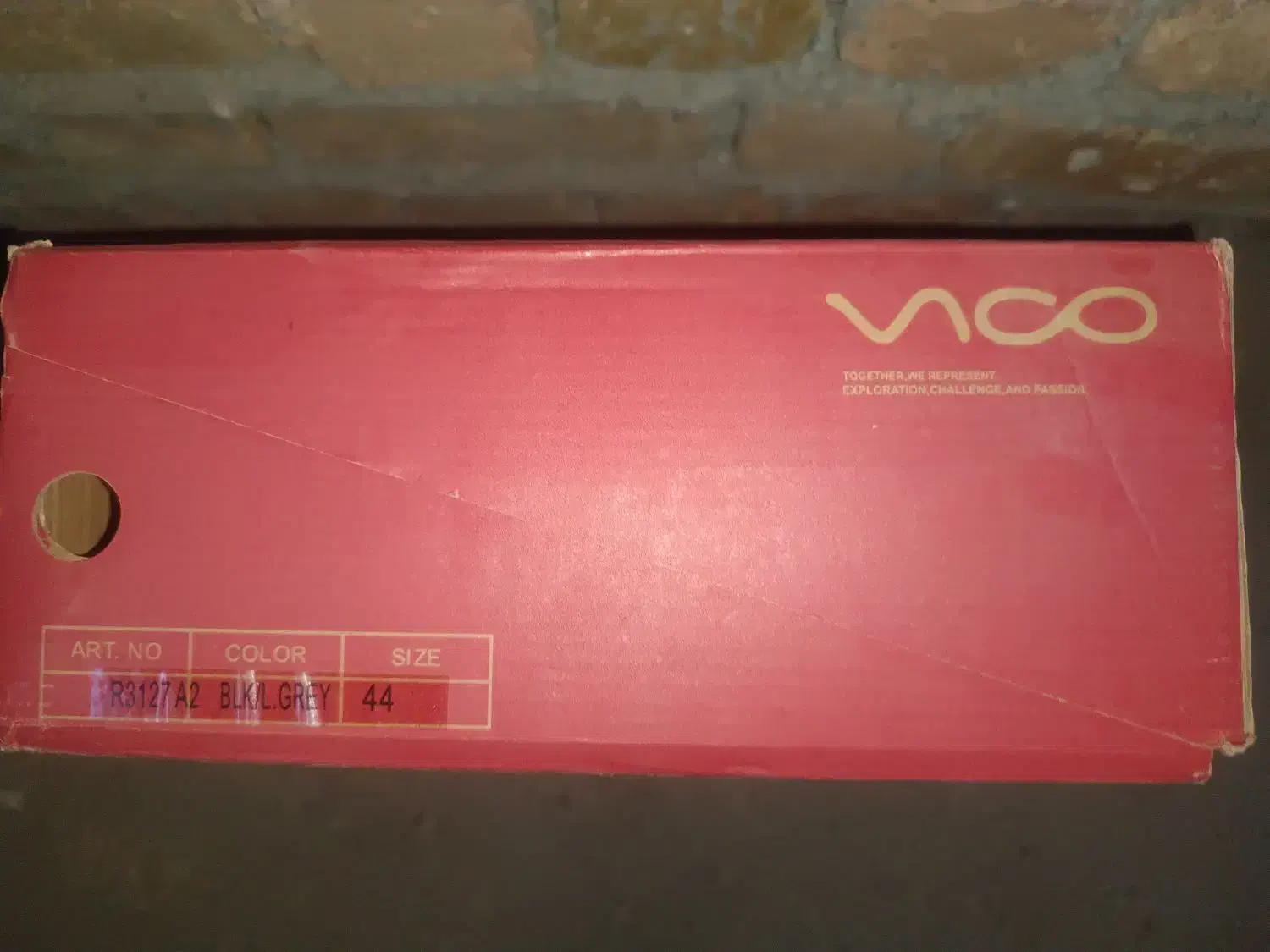 کفش کوهنوردی|کوهنوردی و کمپینگ|دهگلان, |دیوار