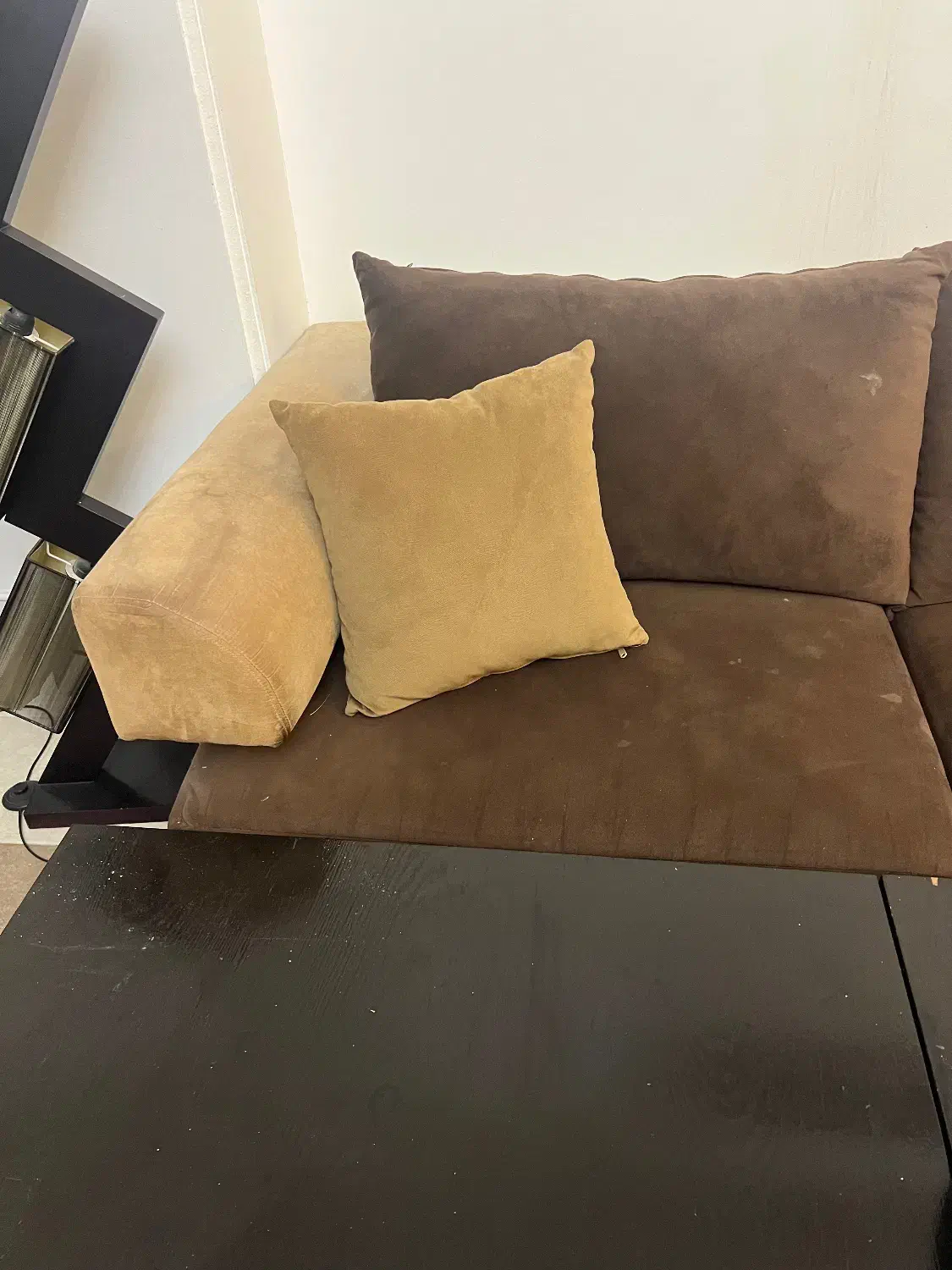 مبلمان ال ۸ نفره با میز وسط|مبلمان خانگی و میز عسلی|کیش, |دیوار