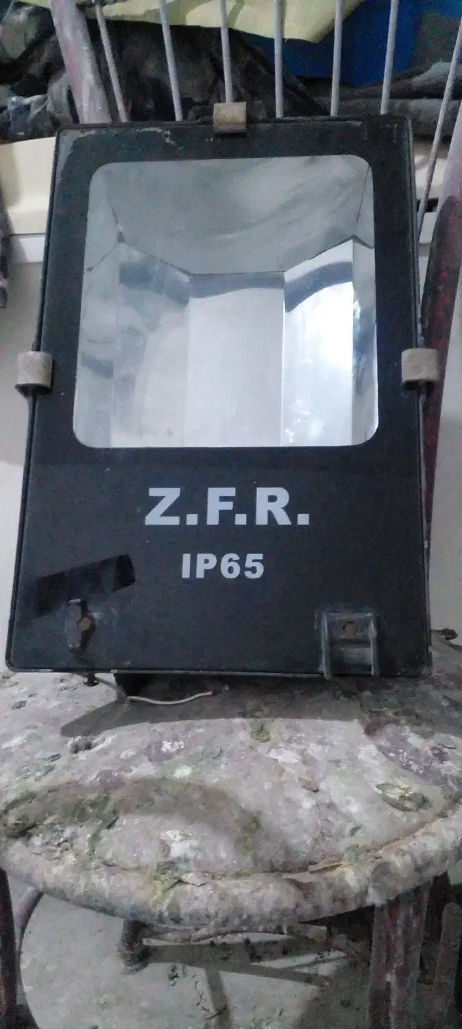 نورافکن|لامپ و چراغ|مشهد, توس (بلوار توس)|دیوار