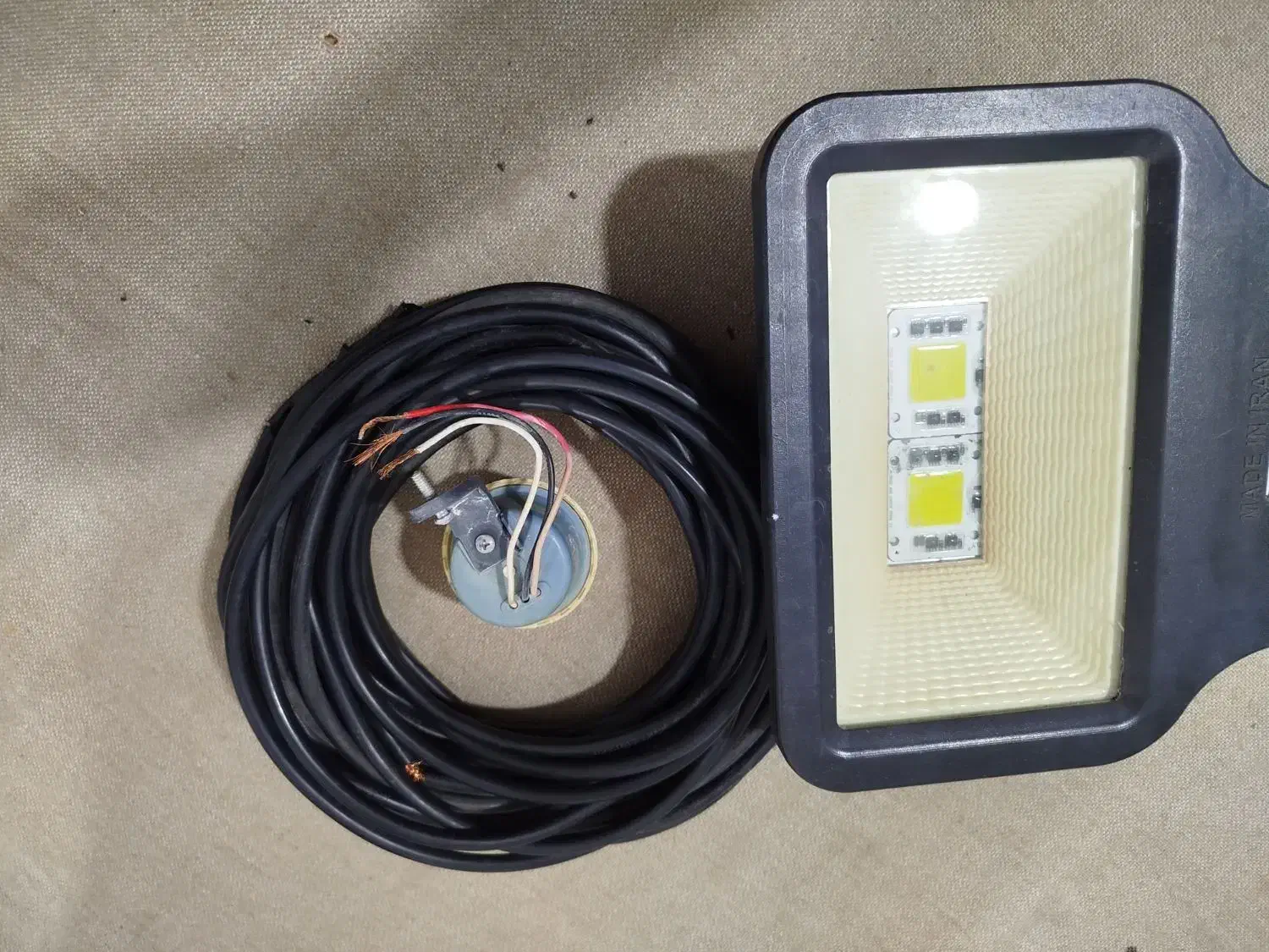 فروش پروژکتور باتجهیزات با25مترکابل|تلویزیون و پروژکتور|زرقان, |دیوار