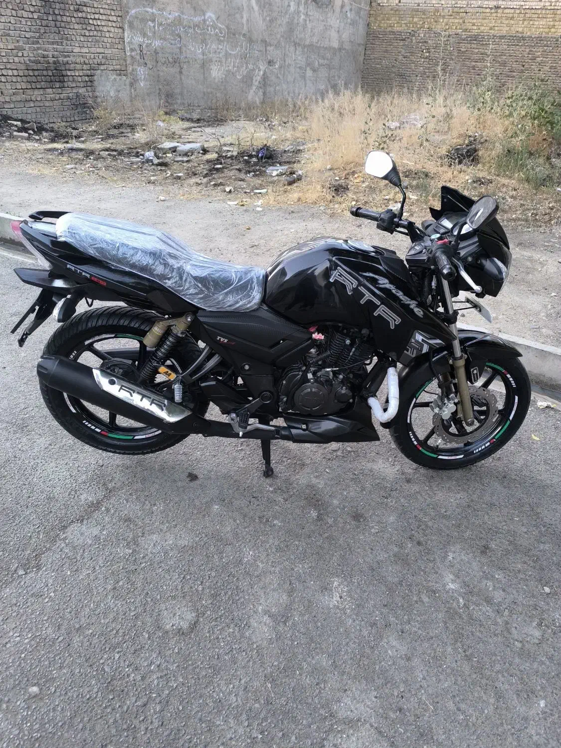 موتور آپاچی ۱۸۰ مدل ۹۵ مزایده|موتورسیکلت|بروجرد, |دیوار