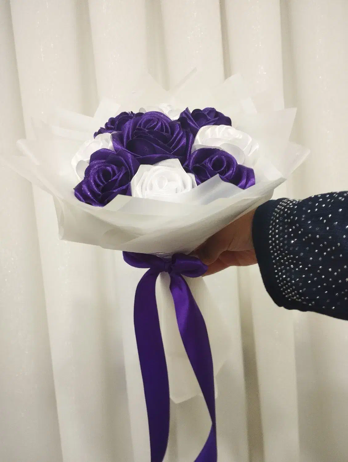 دسته گل های زیبا و ماندگار|گل مصنوعی|برازجان, |دیوار