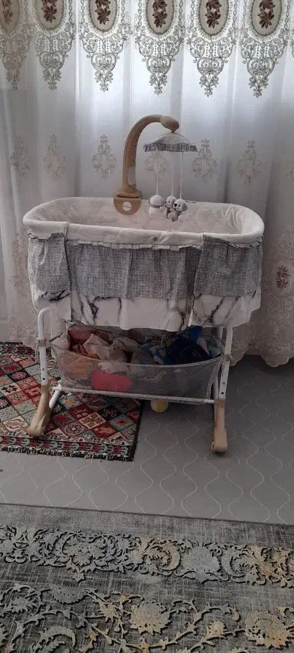 گهواره|تخت و صندلی بچه|قم, سید معصوم|دیوار