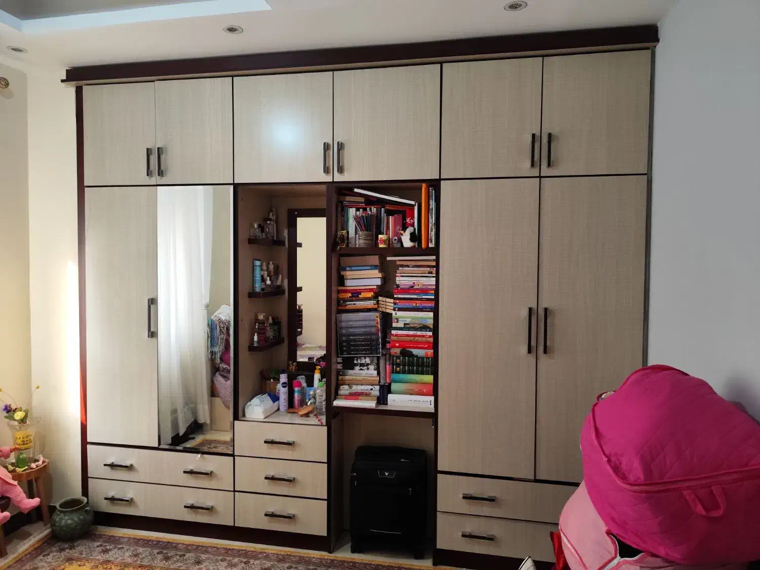 آپارتمان تک واحدی خ مطهری ۱۰۳ متر سند|فروش آپارتمان|رشت, بازار|دیوار