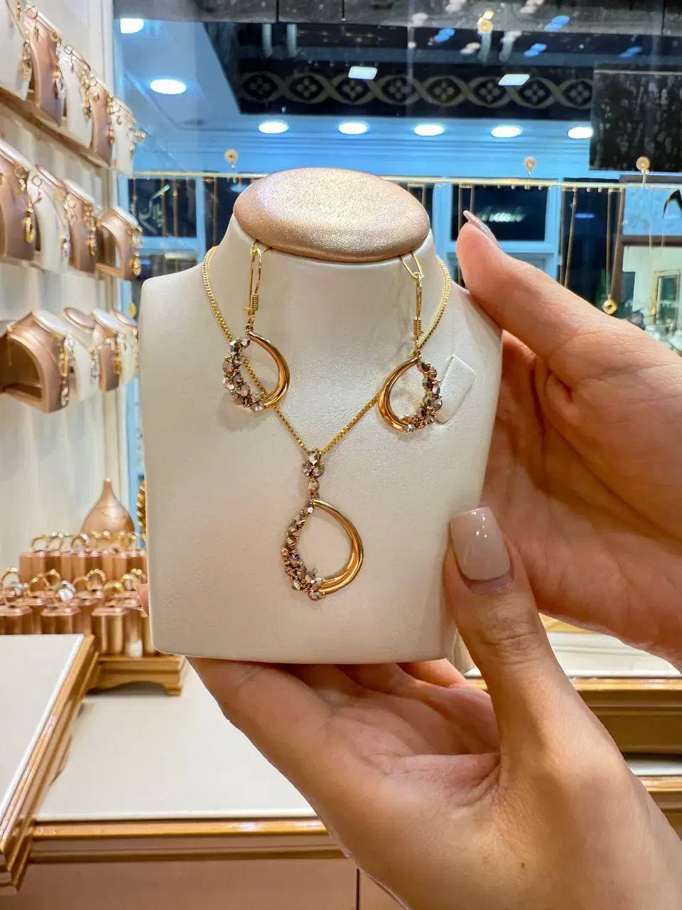 نیم ست شاینا (تمام تراش)|جواهرات|تهران, بازار|دیوار