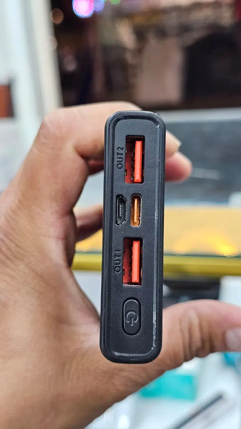 پاور بانک ۱۰۰۰۰ میلی آمپر عالی|لوازم جانبی موبایل و تبلت|اصفهان, شاهزید|دیوار