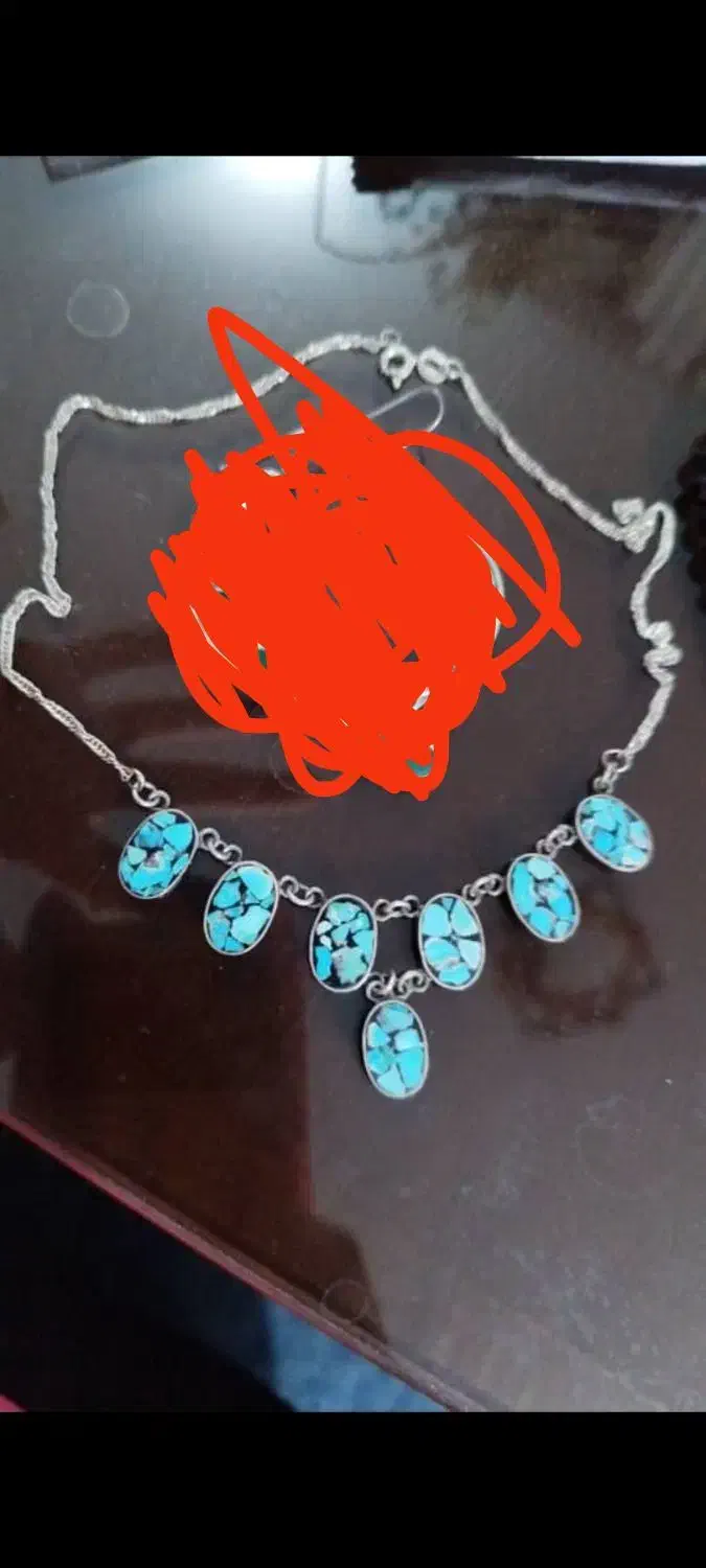 گردنبند نقره|کلکسیون اشیاء عتیقه|جم, |دیوار